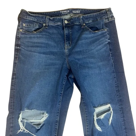 Torrid Women's Distressed Perfect Wide Leg Vintage Stretch Jeans Sz 18 - Picture 2 of 9